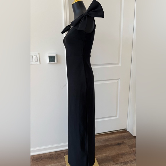 Elegant Black Off-Shoulder With Bow Evening Dress - Picture 4 of 6